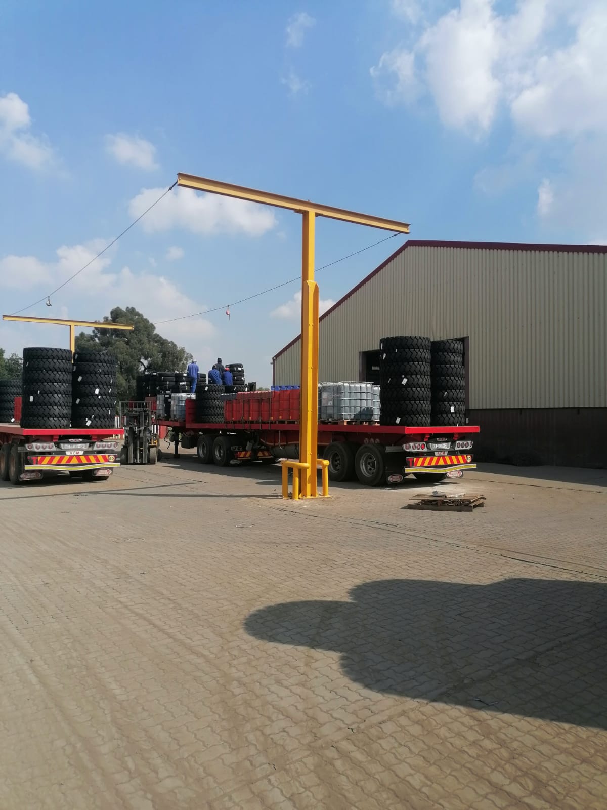 Overhead gantry crane installed in yard
